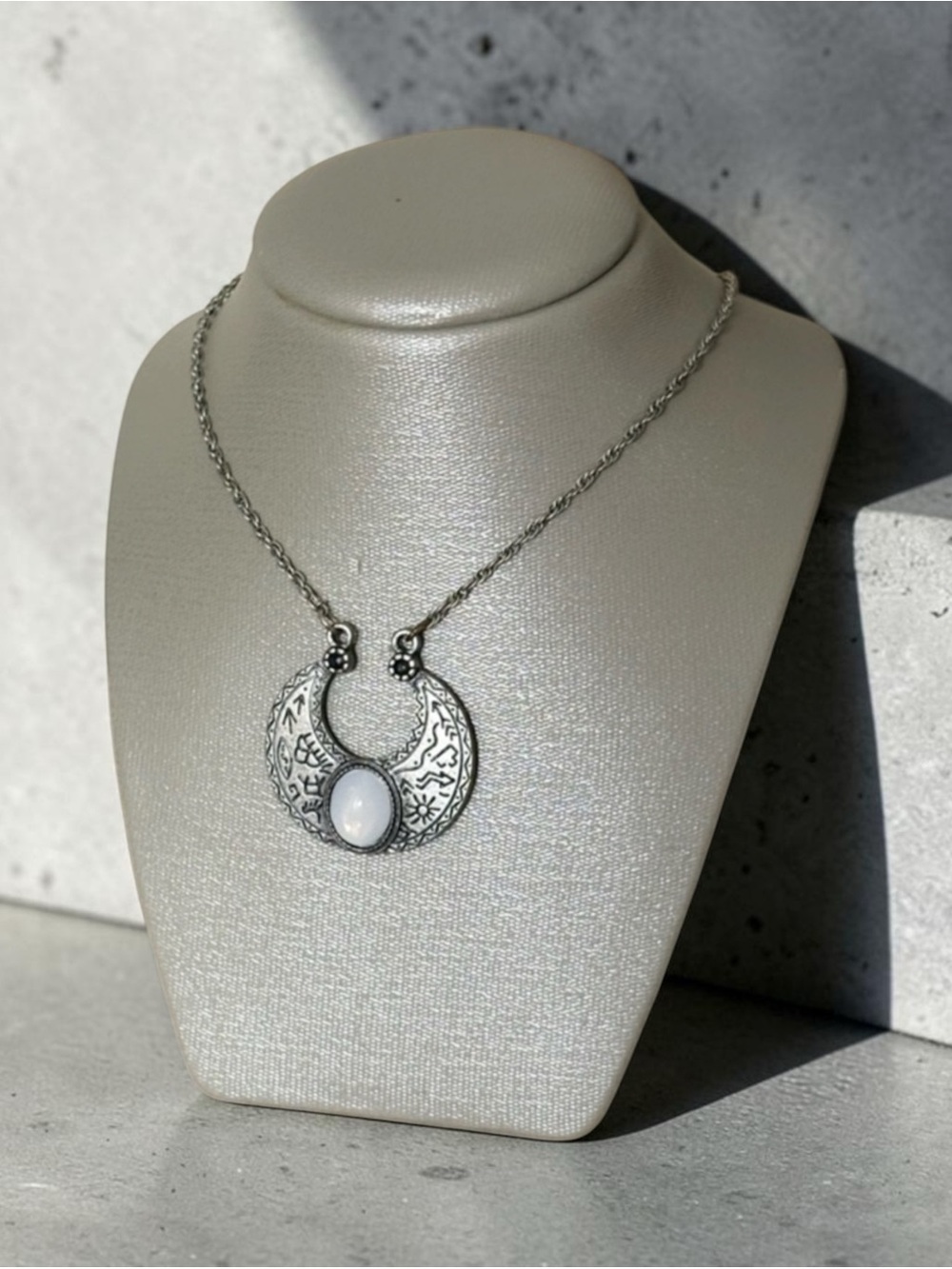 Moonstone Crescent Moon Etched Silver Bohemian Pendant Necklace
